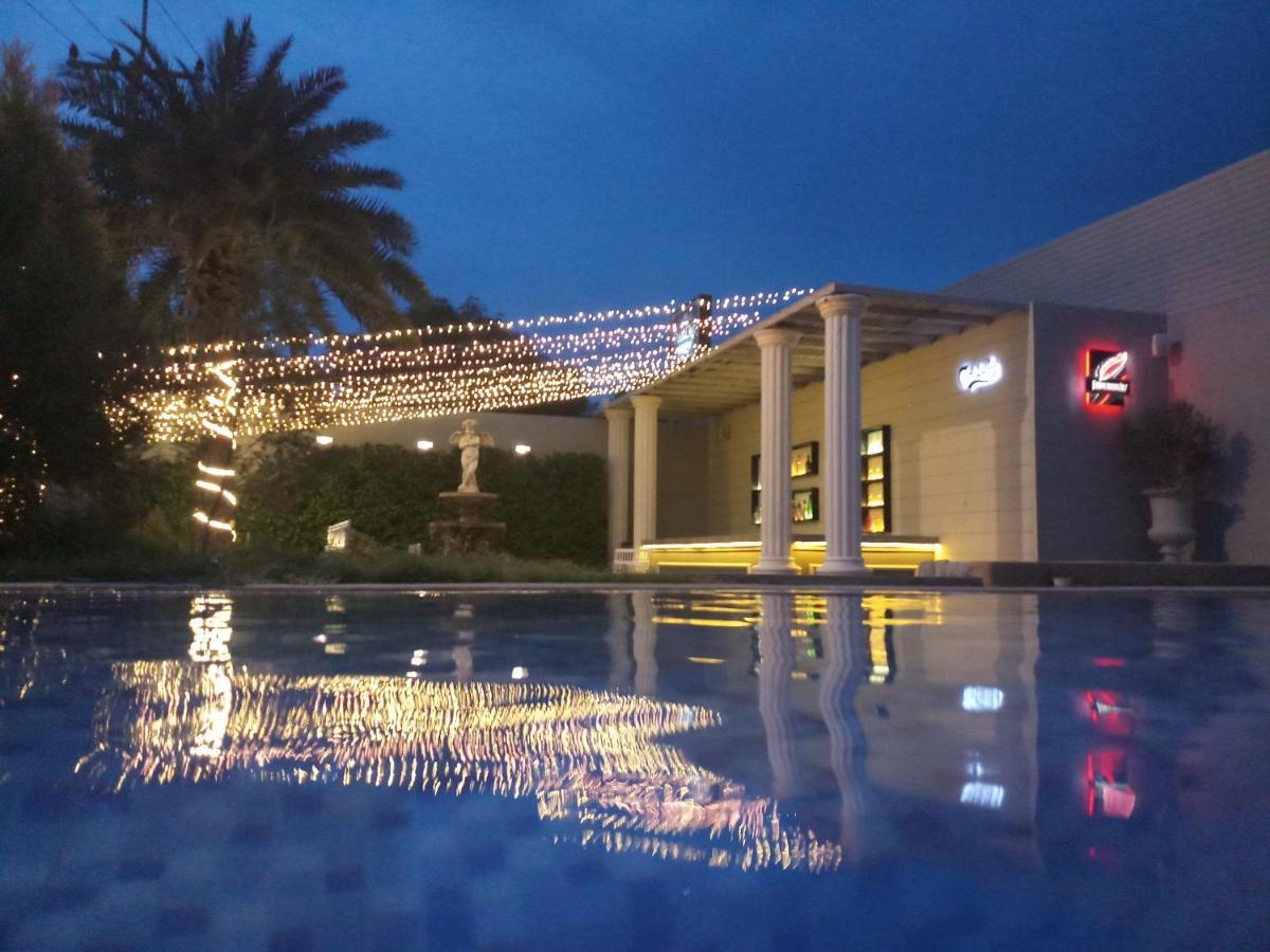 Je T'Aime Cafe & Villa SingBuri Buitenkant foto