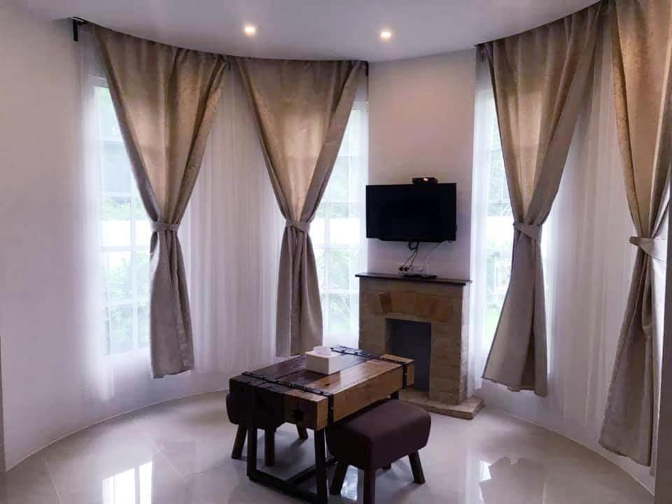 Je T'Aime Cafe & Villa SingBuri Buitenkant foto