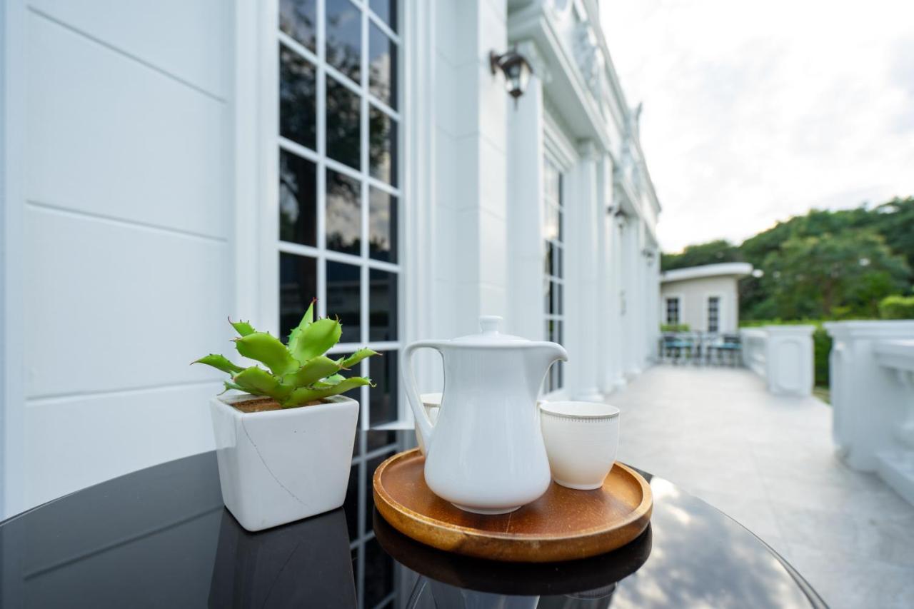 Je T'Aime Cafe & Villa SingBuri Buitenkant foto